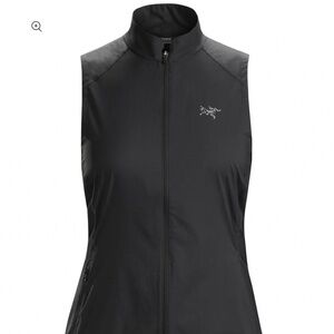 Arc’teryx Women’s Cita Vest Black for running, hiking, Zipper Pockets EUC Small